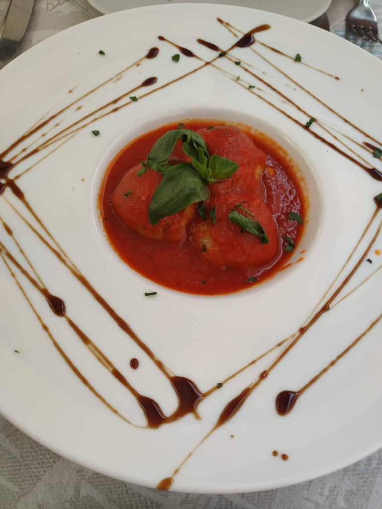Platos hechos a base de atún, comida típica de Favignana