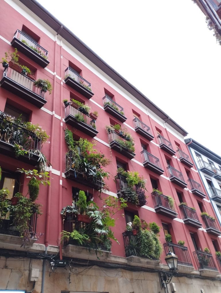 Fachadas de los edificios del casco Viejo de Bilbao