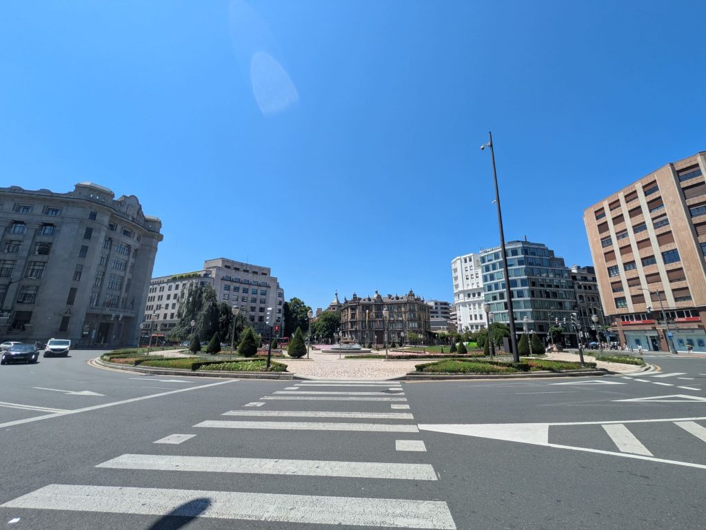 La Plaza Moyúa conecta diferentes puntos de interés del botxo