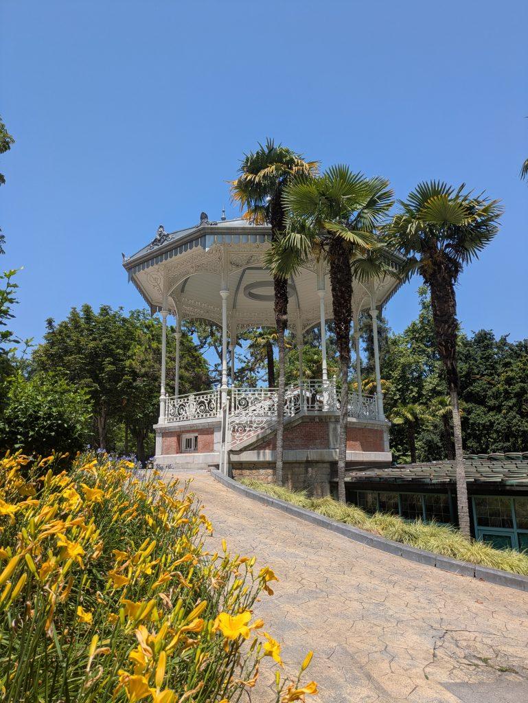 quiosco de la música del parque san francisco de oviedo