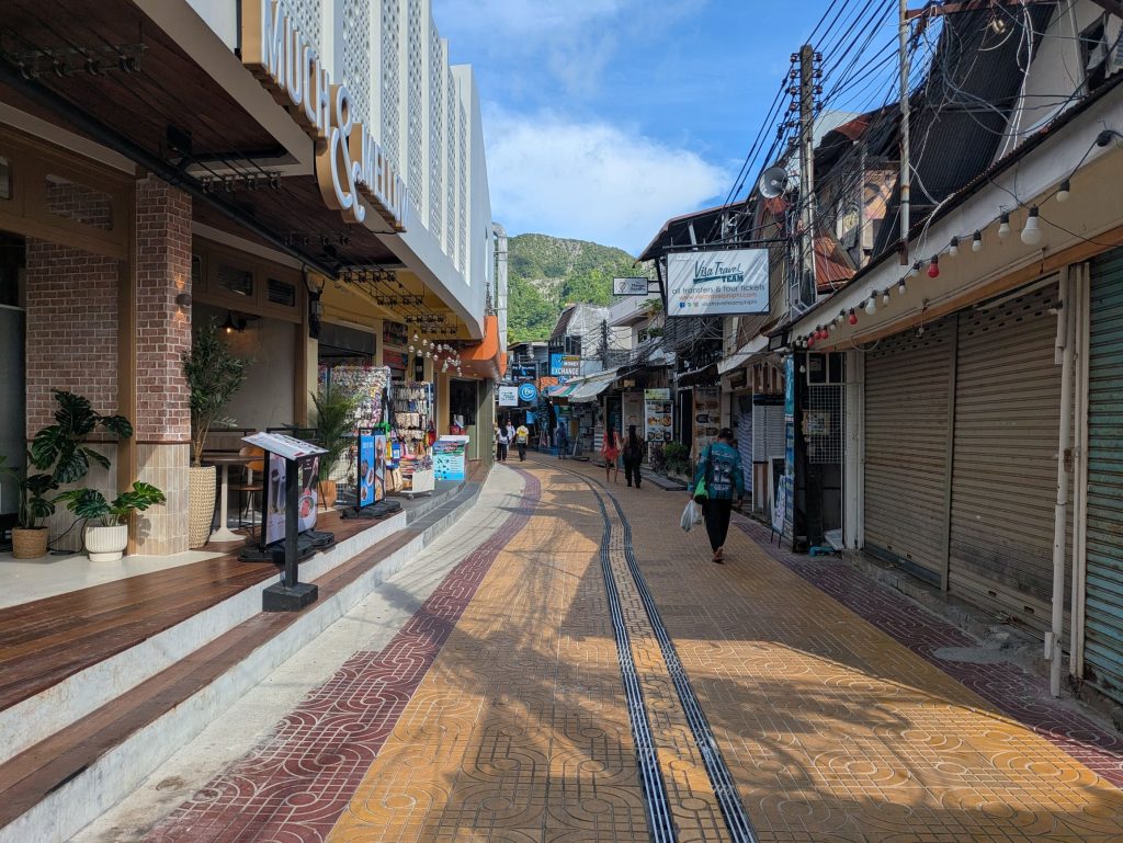 Amanece en Phi Phi Don