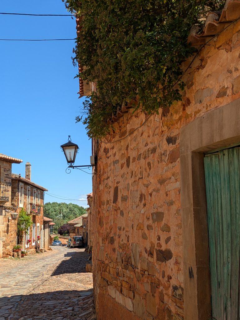 Calles de Castrillo de los Polvazares León