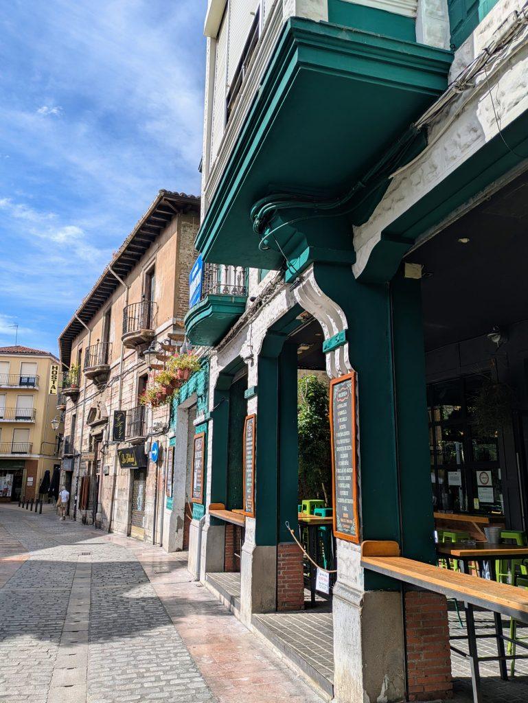 Plaza Torres de Omaña, una zona clave cuando hablamos de tapas en León