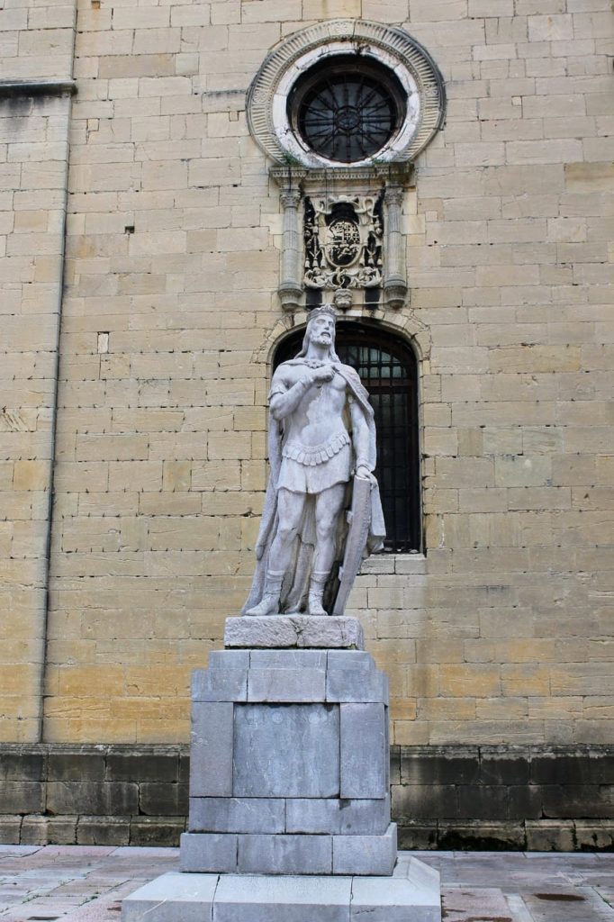 Plaza Alfonso II el Casto