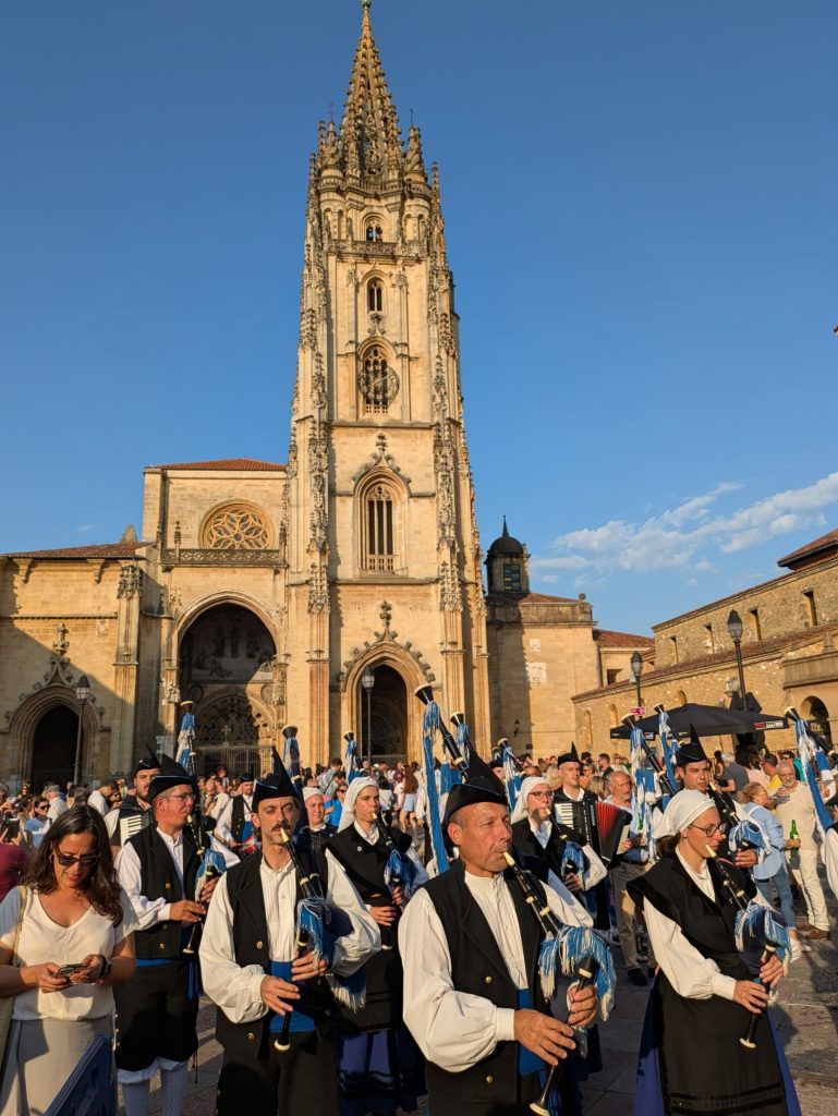 Una de las cosa que ver en Oviedo es su catedral