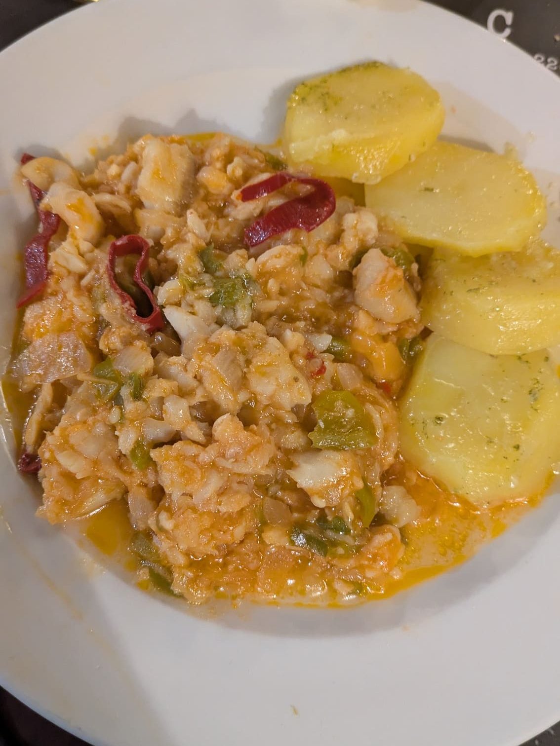 Bacalao al ajoarriero, uno de los platos perfectos para comer mientras descubres todo lo que ver. en Pamplona