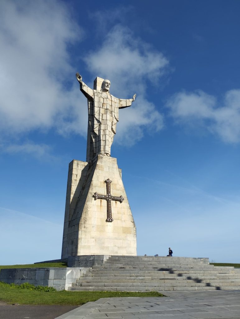 El Cristo de Oviedo, uno de los monumentos que visitar en la ciudad