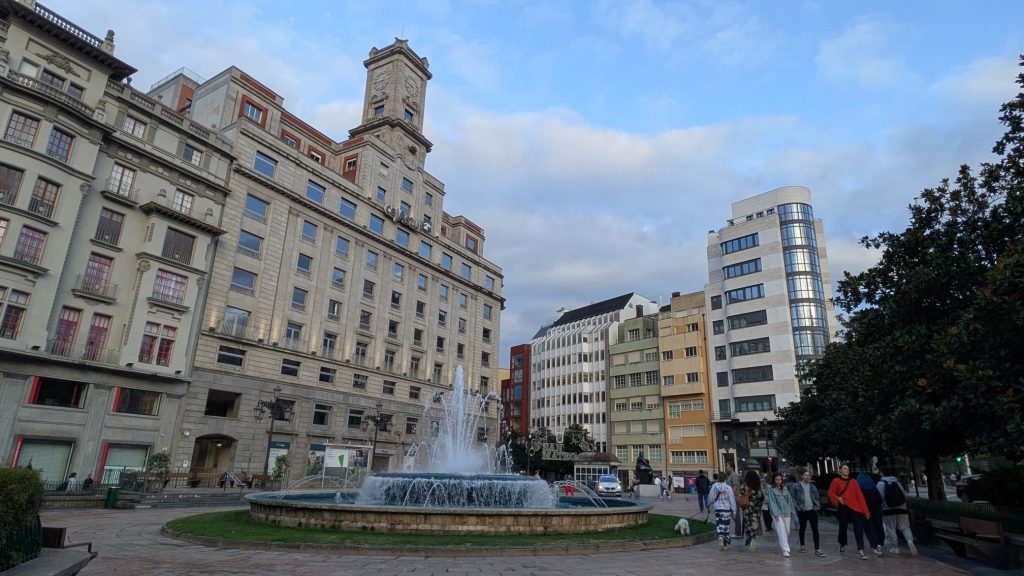 Plaza de la Escandalera, o 'la Gorda', de Oviedo