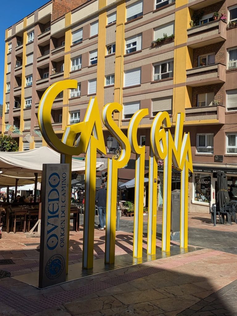 Gascona, la calle de sidras de Oviedo