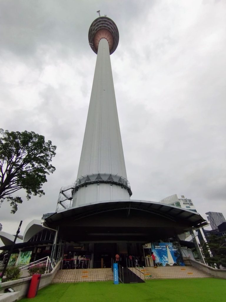 Contrapicado de la Torre de Comunicaciones de Kuala Lumpur