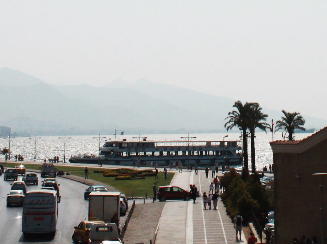 Zona de Konak, en Esmirna, Turquía