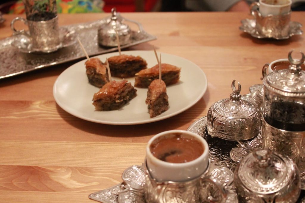 Baklava y kahve en Estambul