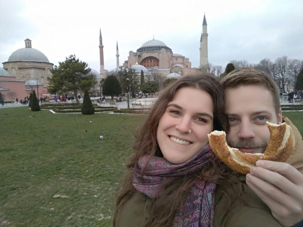 Qué comer en Estambul a pie de calle: simit.