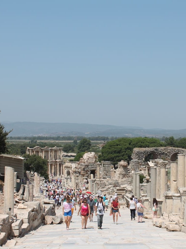 Uno de los sitios arqueológicos más importantes de Esmirna, Turquía, es Éfeso
