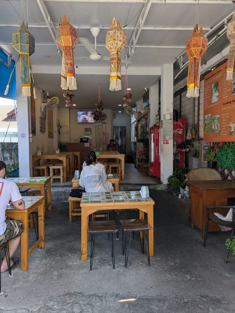 Restaurante donde comer en Chiang Mai centro: Coconut Shell