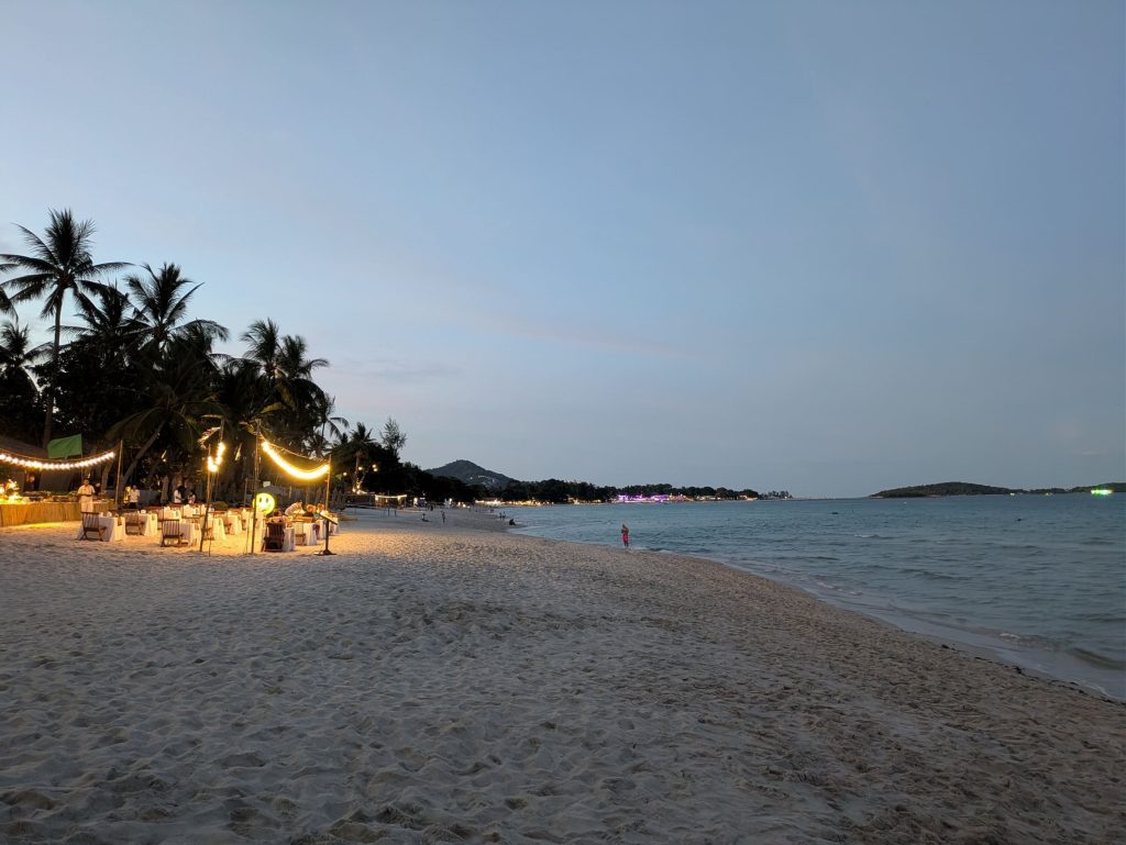 Playa de Chaweng, una de las principales que ver en Koh Samui