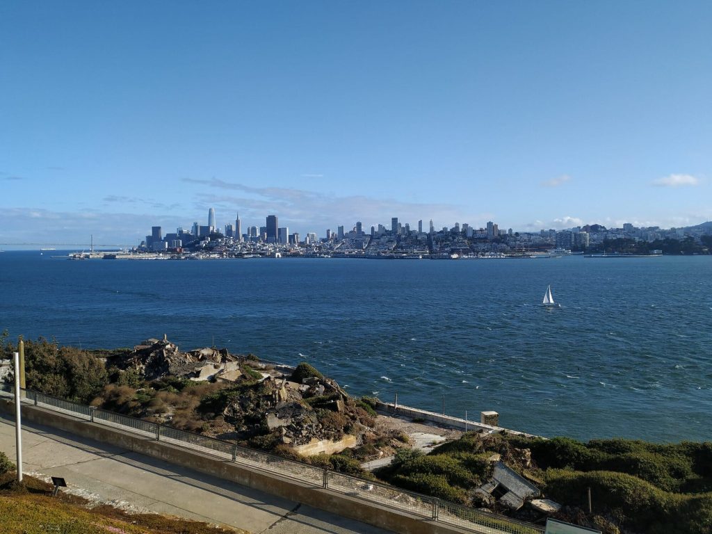 La bahía de San Francisco vista desde la isla de Alcatraz