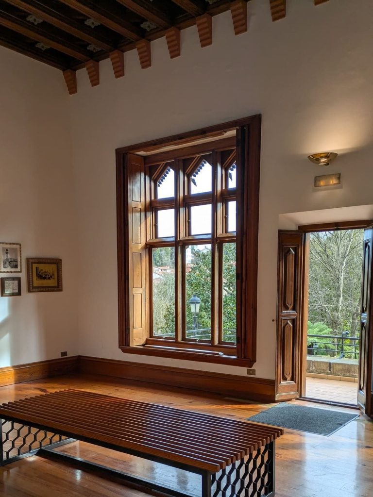 Dormitorio principal del Capricho de Gaudí